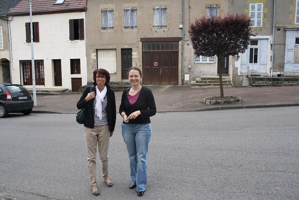 2074  Lucenay en Mai2012(Photo Elke )